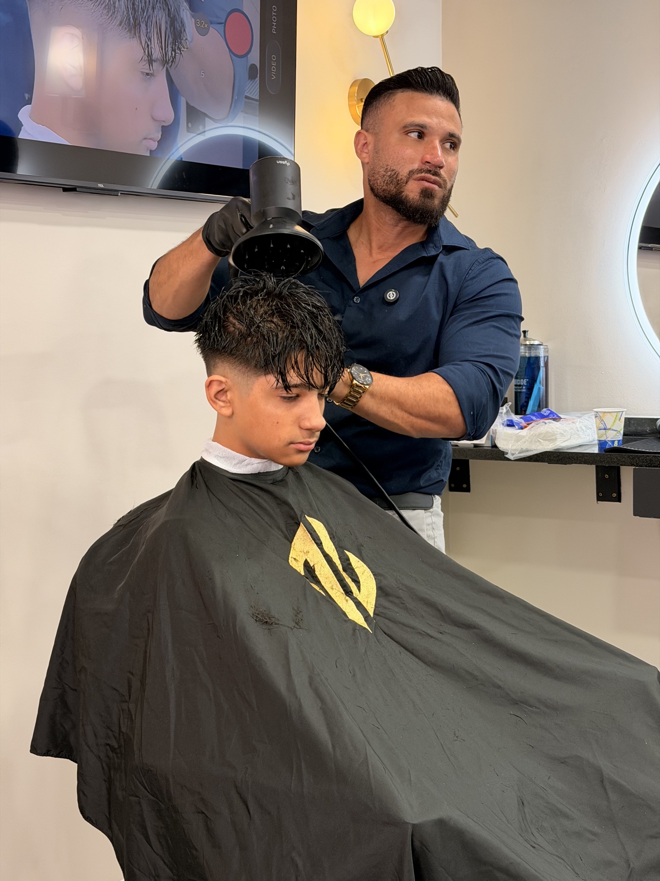 Lucas Lima working on a client